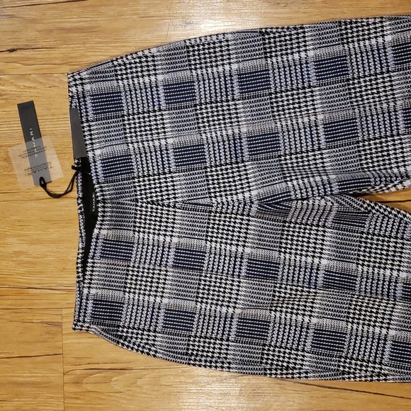 Tahari Jegging - Picture 2 of 10